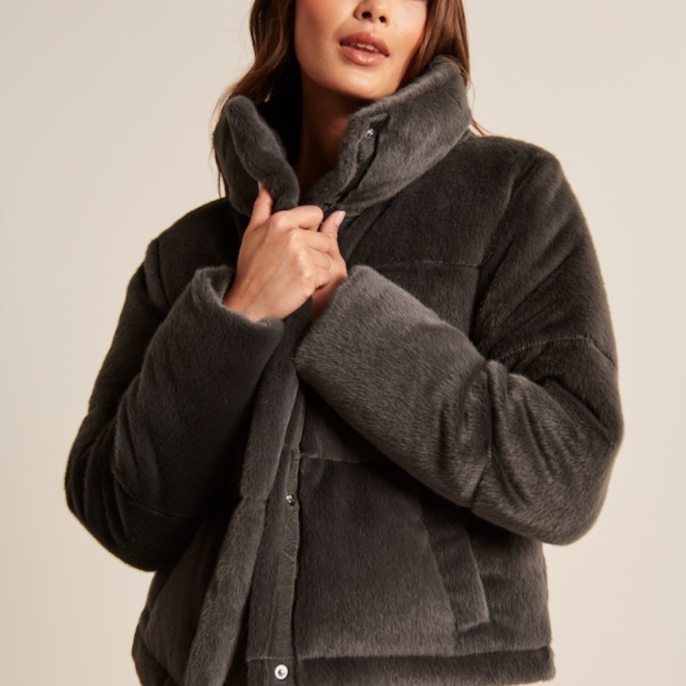 NEW Abercrombie Fur Puffer Jacket Grey